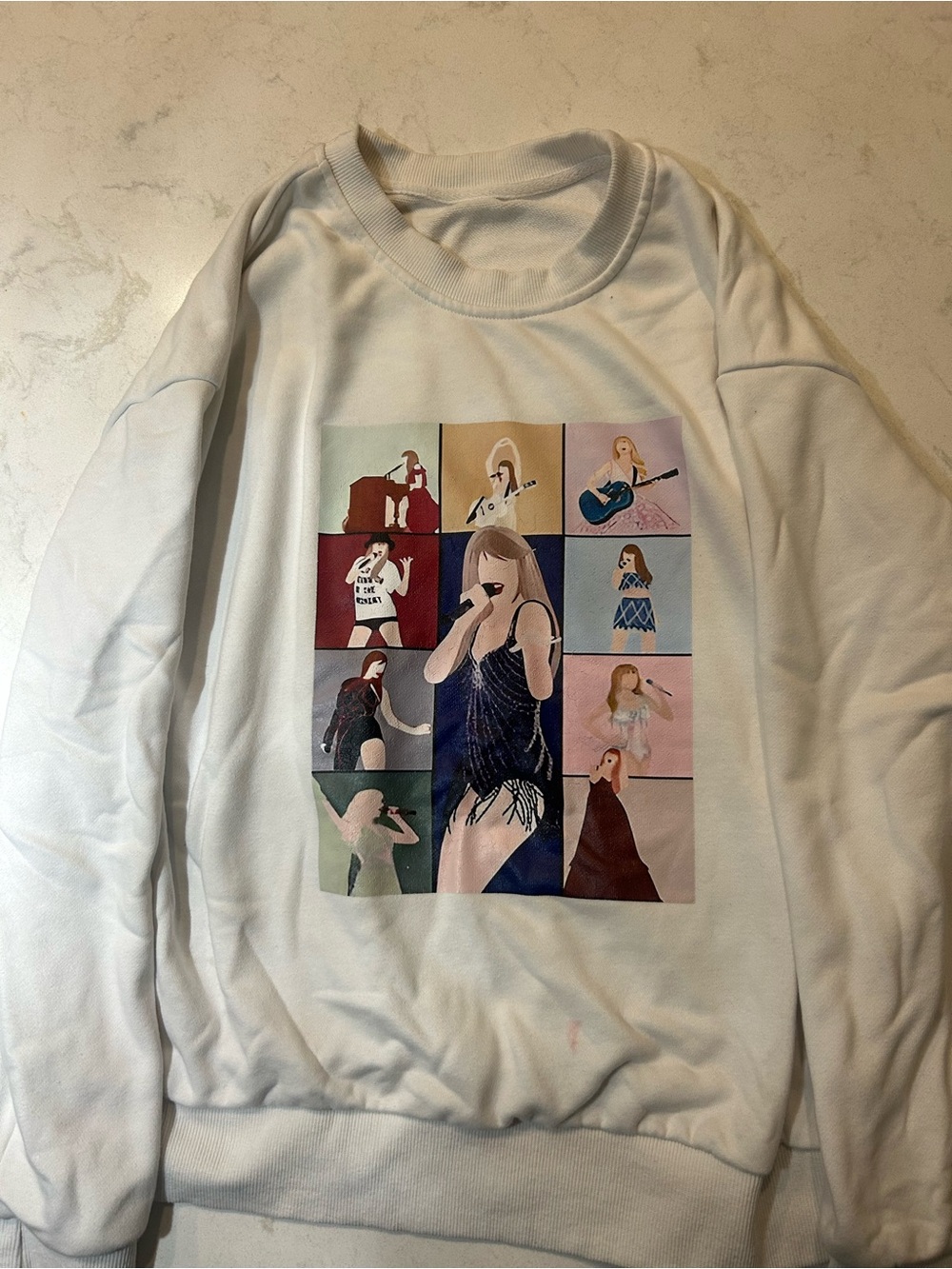 White Graphic Women’s Sweatshirt with Multi-Scene Print